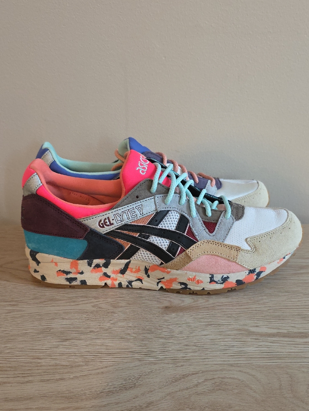 NEW Asics Gel Lyte V Multi Color Mens size 12